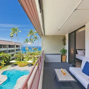 Family Getaway - Lava Room - Beach Supplies - At Magic Sands Beach Apartment
